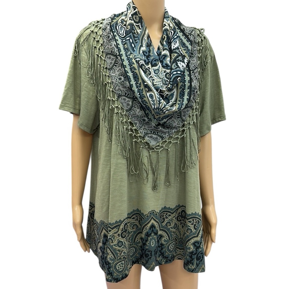 Moda Cactus Green Short Sleeve Top with Button Off Matching Fringe Scarf Size 1X
